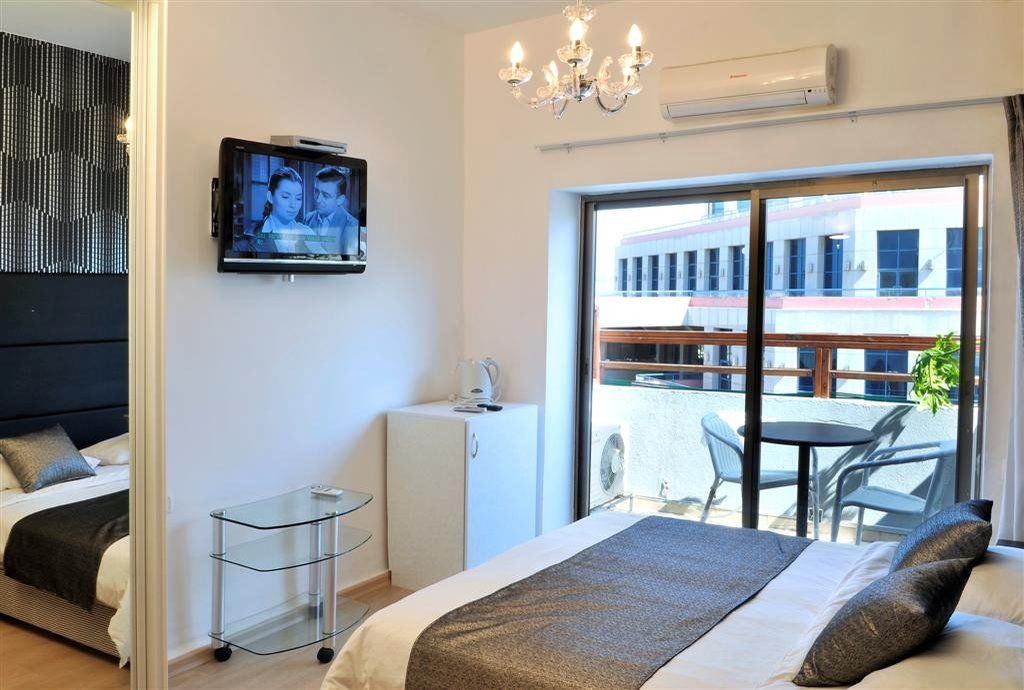 Liber Apartments By Raphael Hotels Tel Aviv Exterior photo